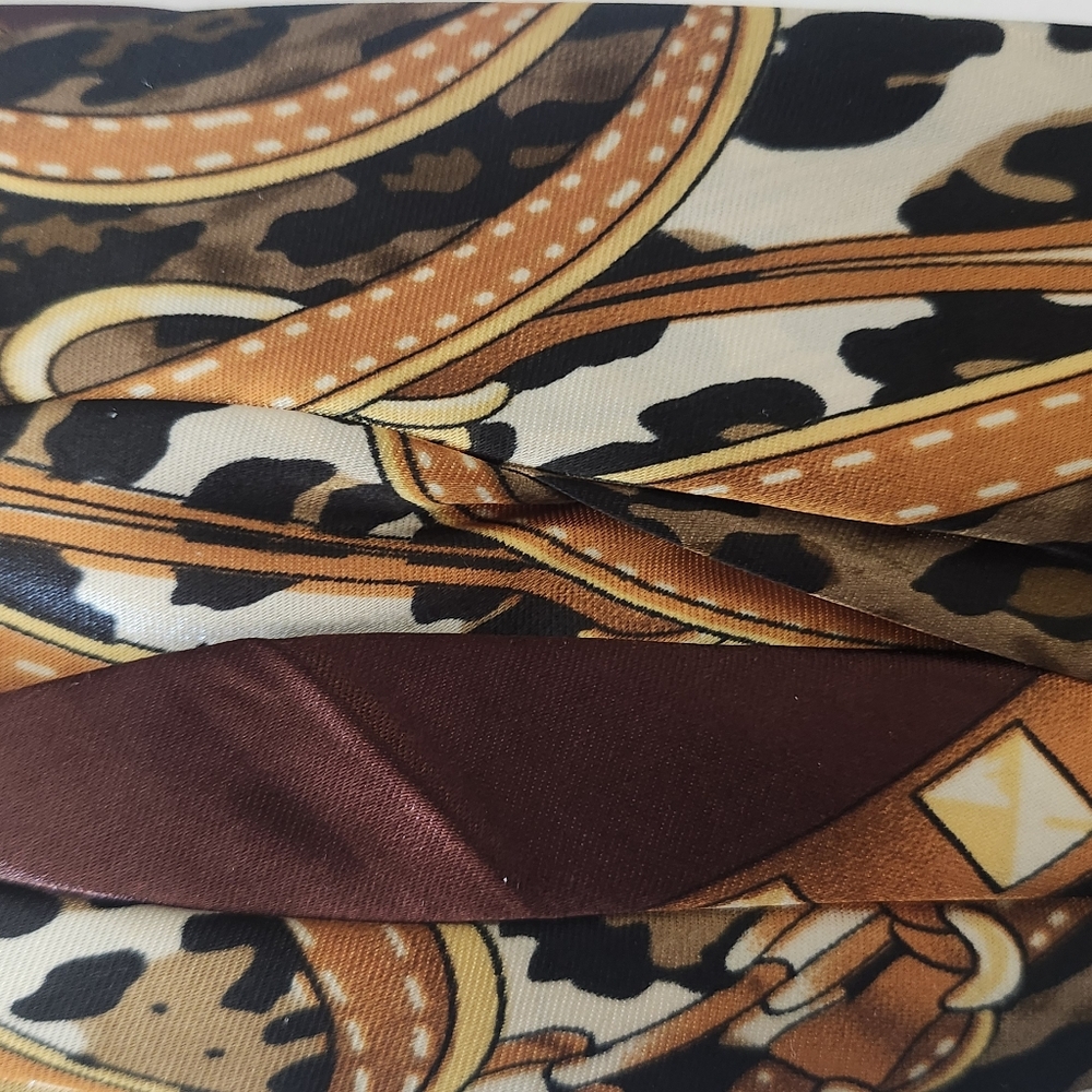 Scarf - Picture 4 of 4